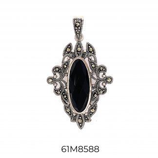 61m8588